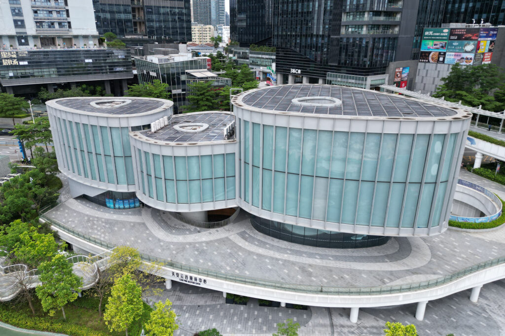 Modern commercial facade using insulated glass panels
