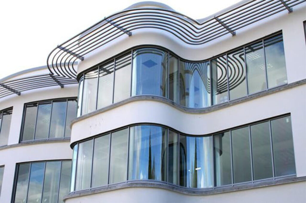 Custom bent glass processing factory in China