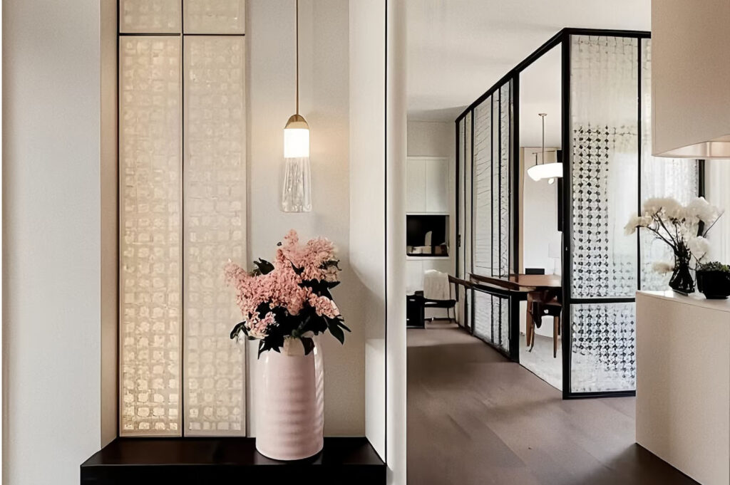 Modern patterned glass for luxury interior partitions
