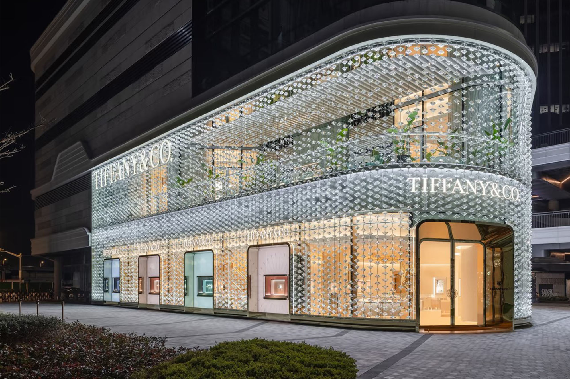 luxury hotel curtain wall facade